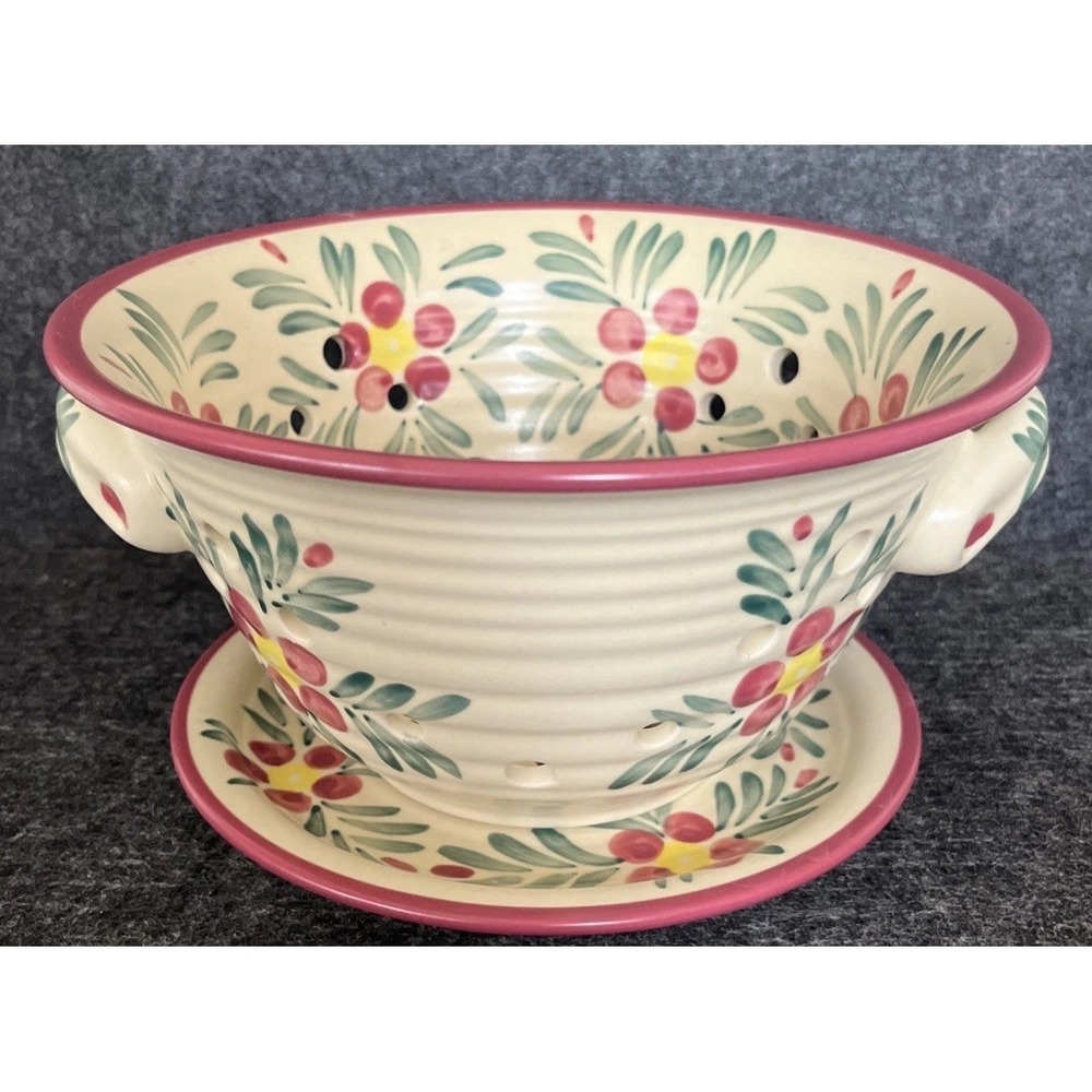 New Debco Pottery Folk Art‎ Country Berry 8" Fruit Colander Strainer Floral